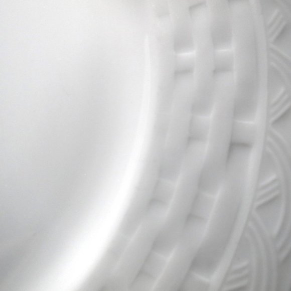 Studio Nova Charger Chop Round Serving Plate French White Basket Fine ChinaJapan - Picture 2 of 3